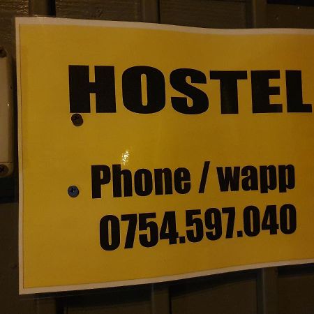 Nord Poshtel Hostel Bukares Bagian luar foto